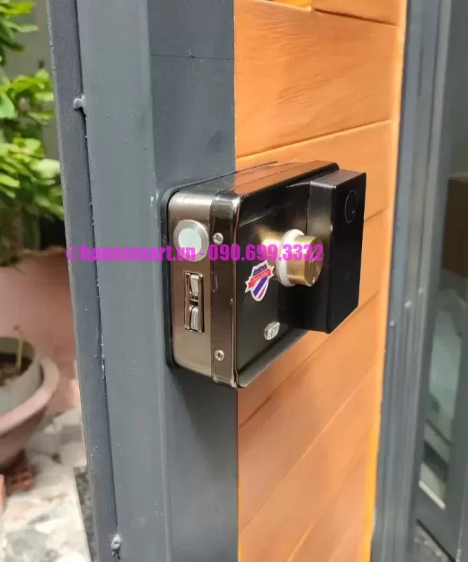 Khóa cửa cổng điện tử HUBERT HB CC68 DARK GRAY App tiêu chuẩn Đức 19 Khóa cửa cổng điện tử HUBERT HB CC68 DARK GRAY