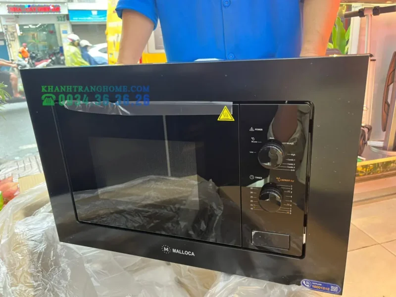 Lò vi sóng Malloca MW-820B - Anh WhatsApp 2025 08 16 luc 15.54