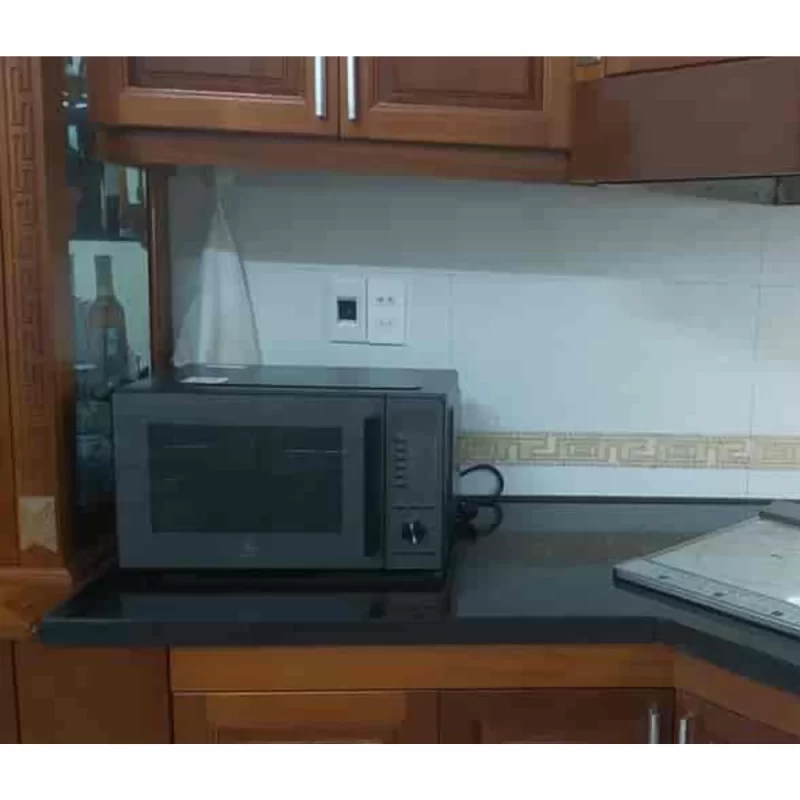Lò vi sóng ELECTROLUX EMG25D22BM
