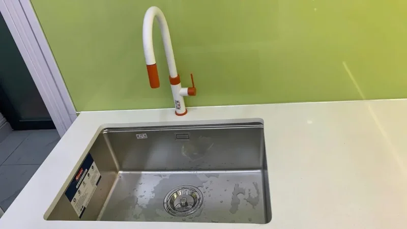 Chậu rửa bát Konox Tari 6448SM