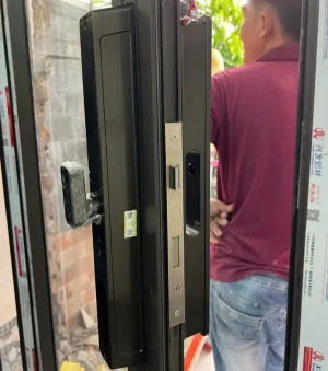 Khóa vân tay cửa nhôm Kassler KL-599 AT GREY APP, REMOTE tiêu chuẩn Đức - khoa van tay kassler kl 599 at grey app remote 4