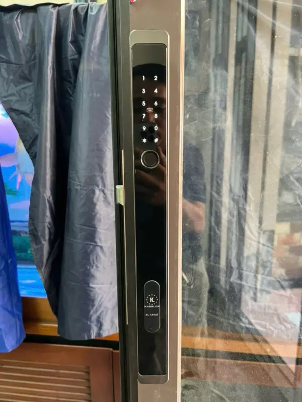 Khóa vân tay cửa nhôm Kassler KL-599 AT GREY APP, REMOTE tiêu chuẩn Đức 14 Khóa vân tay cửa nhôm Kassler KL-599 AT GREY APP, REMOTE tiêu chuẩn Đức