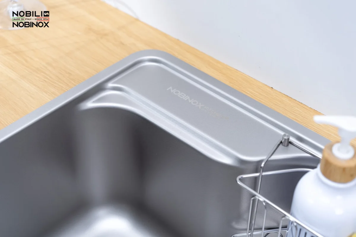 Chậu rửa bát NoBiNox LIKEN NL724D Tặng kèm vòi 9 Chậu rửa bát NoBiNox LIKEN NL724D Tặng kèm vòi - NOB09250 copy MRLkX5yR
