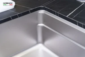 CHẬU RỬA BÁT 1 HỐ NOBINOX ARVO V676 TẶNG KÈM VÒI 12 CHẬU RỬA BÁT 1 HỐ NOBINOX ARVO V676 TẶNG KÈM VÒI