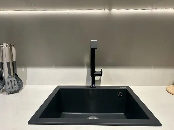 VÒI RỬA CHÉN NÓNG LẠNH MALLOCA K342BM